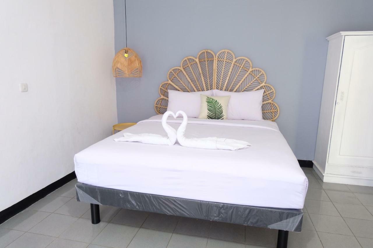Rarem Bed & Breakfast Bandar Lampung Exterior foto